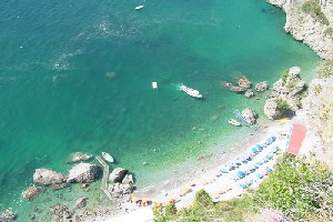 We are continually refining and adding to our portfolio of Nice Places to stay in Italy, so visit our site regularly to find somewhere just that little bit special. All our places to stay are presented with photos and descriptions taken and selected by us personally to give an impression as true to the reality as we can. All places are chosen by our team here in Italy for their combination of price, quality, charm and location. We work in partnership with family run hotels, guest houses and self-catering accommodations. This is NOT an unverified 'web portal' or online directory - we select only those places which we believe make excellent places to base a 1 week holiday or longer.